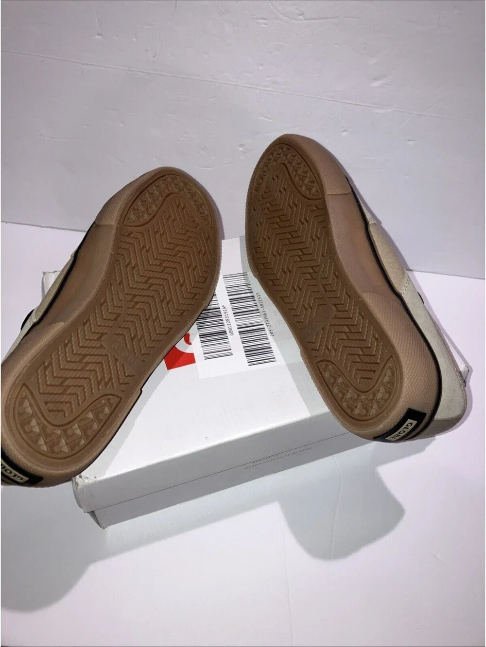 Globe Skateboard Shoes Surplus Sesame/Gum Men’s Size 8 NEW